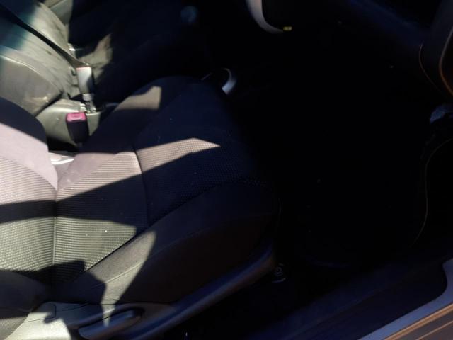 Photo 5 from auction – 2005 TOYOTA SCION XB with VIN JTLKT324850195780