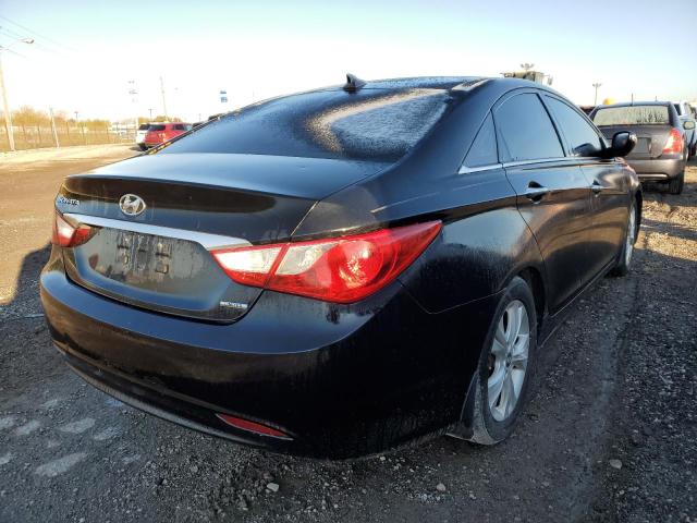 Photo 4 from auction – 2013 HYUNDAI SONATA SE with VIN 5NPEC4AC8DH595850