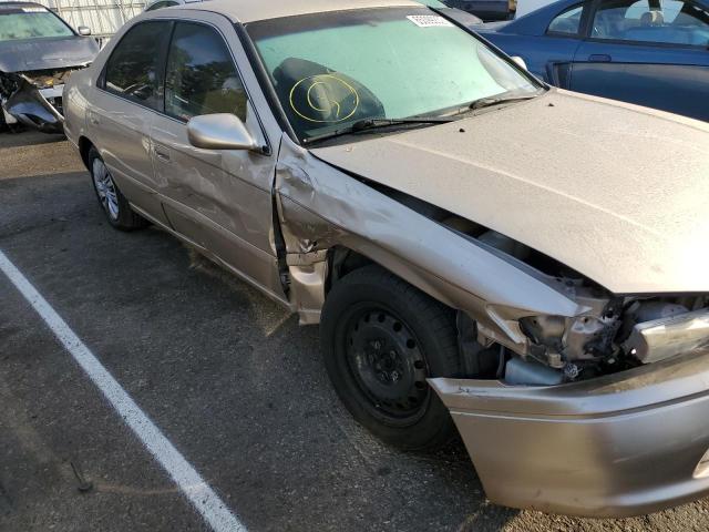 Photo 9 from auction – 2000 TOYOTA CAMRY CE with VIN JT2BG22K9Y0410136
