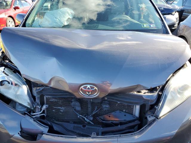 Photo 7 from auction – 2012 TOYOTA SIENNA LE with VIN 5TDKK3DC2CS192080