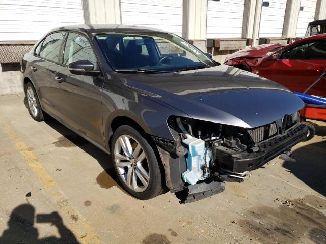 Photo 1 from auction – 2015 VOLKSWAGEN PASSAT S with VIN 1VWAT7A32FC050948