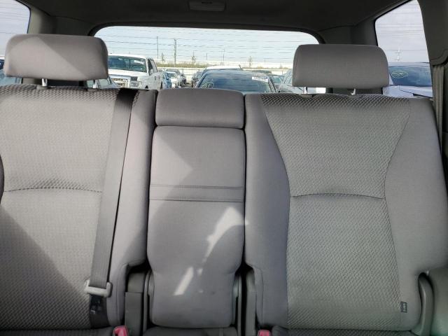 Photo 10 from auction – 2004 TOYOTA HIGHLANDER with VIN JTEGD21A140100079