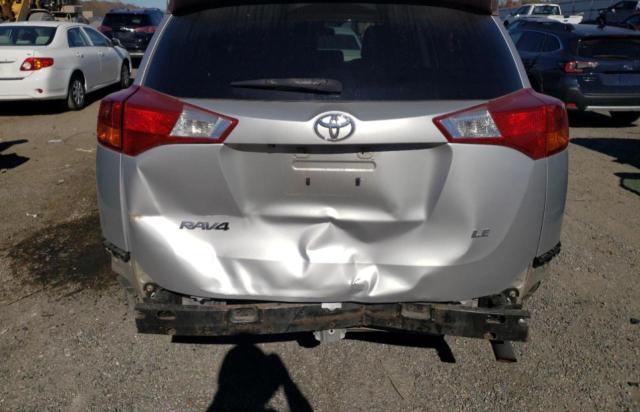 Photo 9 from auction – 2015 TOYOTA RAV4 LE with VIN 2T3ZFREV6FW134322