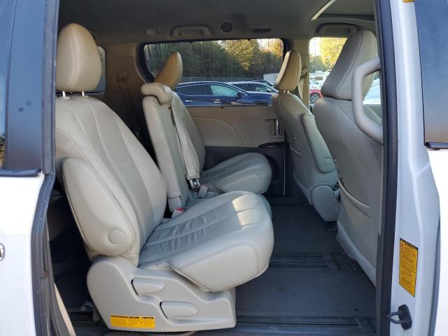 Photo 6 from auction – 2013 TOYOTA SIENNA XLE with VIN 5TDYK3DC0DS340593