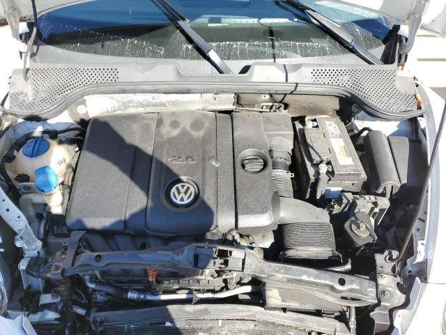 Photo 7 from auction – 2012 VOLKSWAGEN BEETLE with VIN 3VWJP7AT2CM627377
