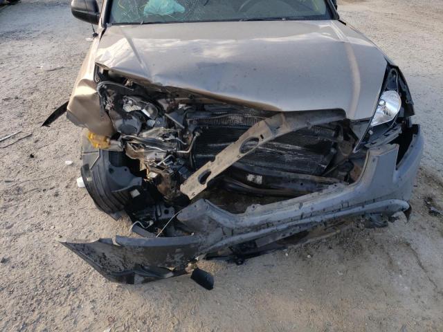Photo 9 from auction – 2004 HONDA CR-V LX with VIN SHSRD68464U208261