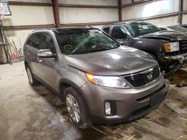 KIA SORENTO EX 2015 with VIN 5XYKUDA75FG648436 - Photo from auction