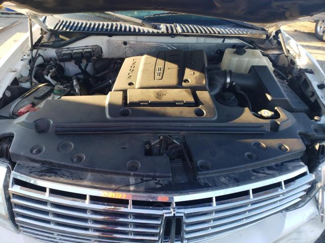 Photo 7 from auction – 2011 LINCOLN NAVIGATOR with VIN 5LMJJ2J58BEJ07027