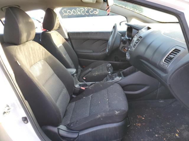 Photo 5 from auction – 2017 KIA FORTE LX with VIN 3KPFK4A75HE049382