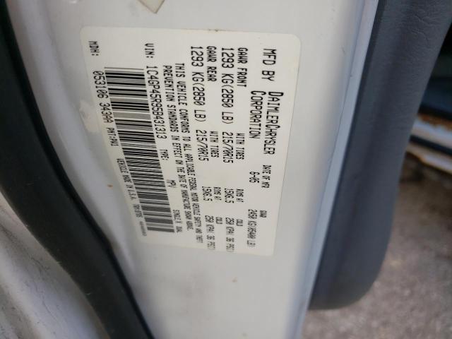 Photo 10 from auction – 2005 CHRYSLER TOWN & COU with VIN 1C4GP45R95B431313