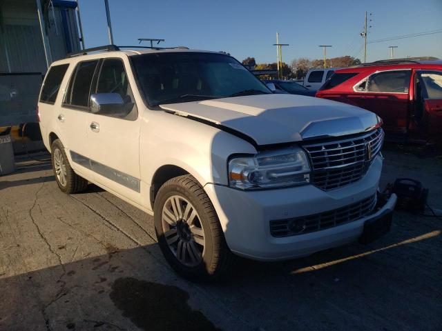 LINCOLN NAVIGATOR 2011 with VIN 5LMJJ2J58BEJ07027 - Photo from auction