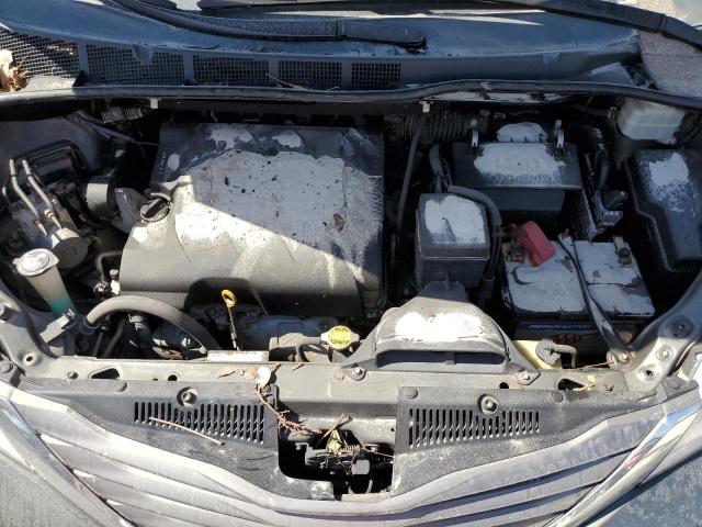 Photo 7 from auction – 2011 TOYOTA SIENNA XLE with VIN 5TDYK3DC8BS131017