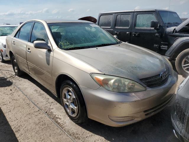 TOYOTA CAMRY LE 2003 with VIN 4T1BE32K43U137414 - Photo from auction