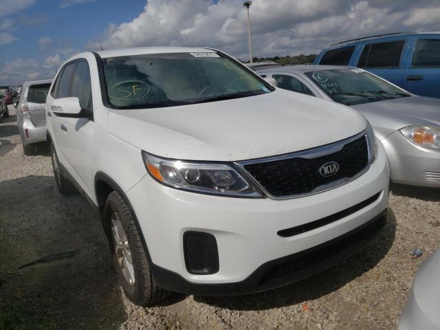 KIA SORENTO LX 2015 with VIN 5XYKT3A68FG660973 - Photo from auction