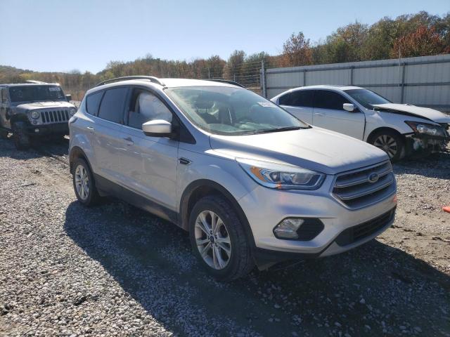 FORD ESCAPE SE 2017 with VIN 1FMCU9G91HUB80261 - Photo from auction