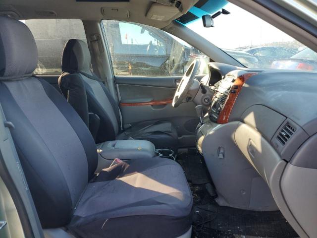 Photo 5 from auction – 2010 TOYOTA SIENNA XLE with VIN 5TDYK4CC6AS310517
