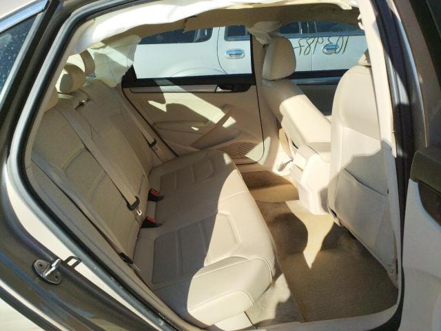 Photo 6 from auction – 2015 VOLKSWAGEN PASSAT S with VIN 1VWAT7A38FC095733