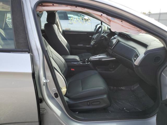 Photo 5 from auction – 2018 HONDA CLARITY with VIN JHMZC5F30JC012337