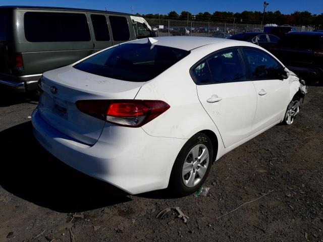 Photo 4 from auction – 2017 KIA FORTE LX with VIN 3KPFK4A7XHE043772