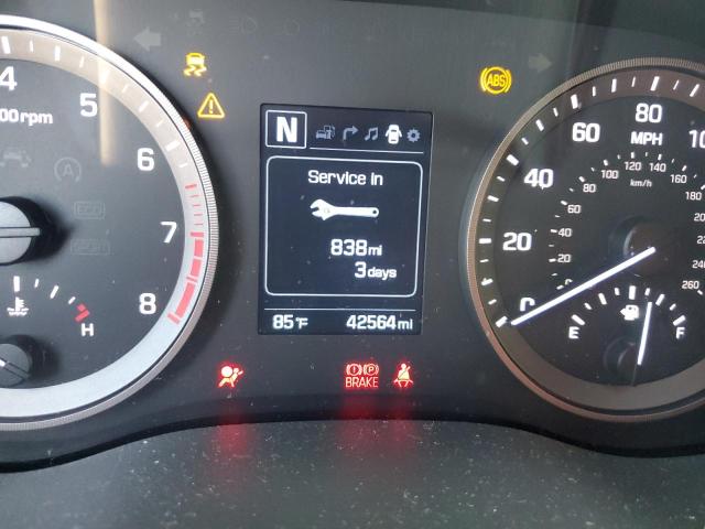 Photo 8 from auction – 2017 HYUNDAI TUCSON LIM with VIN KM8J3CA40HU454389