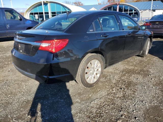Photo 4 from auction – 2012 CHRYSLER 200 LX with VIN 1C3CCBAB9CN244600