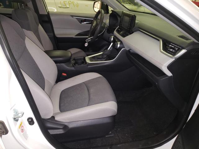 Photo 5 from auction – 2019 TOYOTA RAV4 XLE with VIN JTMP1RFV3KD015297