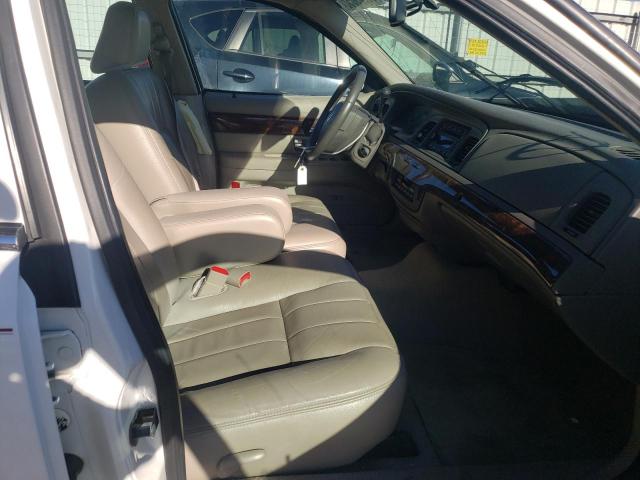 Photo 5 from auction – 2010 MERCURY GRAND MARQ with VIN 2MEBM7FV2AX626322