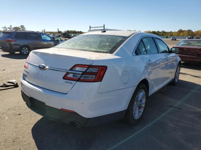 Photo 4 from auction – 2013 FORD TAURUS SEL with VIN 1FAHP2E85DG222979