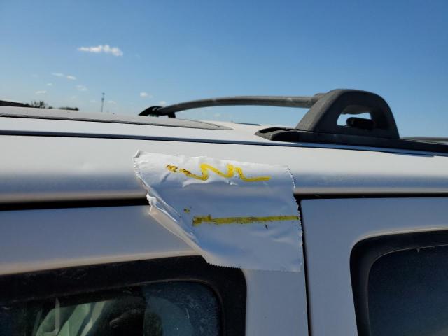 Photo 9 from auction – 2004 FORD ESCAPE XLT with VIN 1FMYU03114KA33798