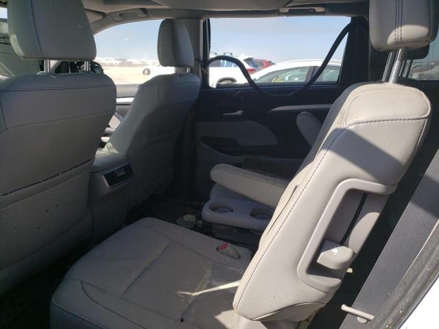 Photo 6 from auction – 2017 TOYOTA HIGHLANDER with VIN 5TDJZRFH1HS432441