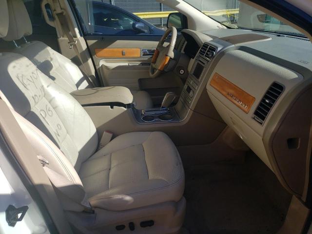 Photo 5 from auction – 2007 LINCOLN MKX with VIN 2LMDU68C37BJ16910