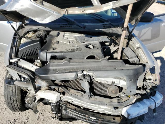 Photo 7 from auction – 2004 KIA SORENTO EX with VIN KNDJD733045218875