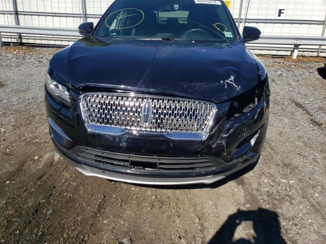 Photo 9 from auction – 2019 LINCOLN MKC RESERV with VIN 5LMCJ3D92KUL38041