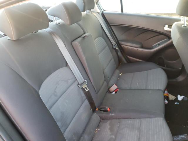 Photo 6 from auction – 2017 KIA FORTE LX with VIN 3KPFL4A75HE132498