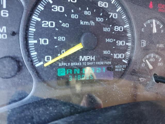 Photo 8 from auction – 2001 CHEVROLET SILVERADO with VIN 1GCEC14W81Z114066