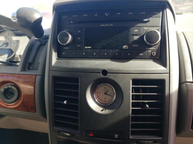 Photo 9 from auction – 2008 CHRYSLER TOWN & COU with VIN 2A8HR44H18R721860