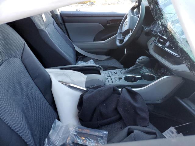 Photo 5 from auction – 2022 TOYOTA HIGHLANDER with VIN 5TDCZRBH2NS179219