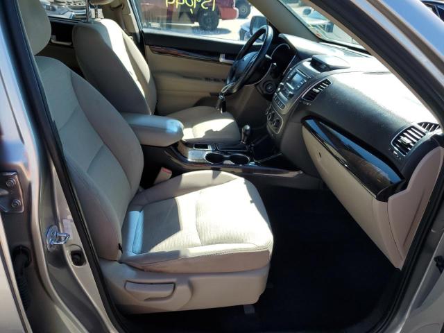 Photo 5 from auction – 2014 KIA SORENTO LX with VIN 5XYKT3A67EG478647