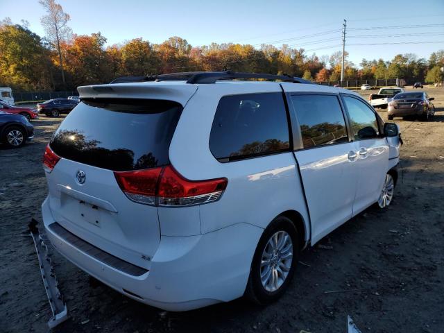 Photo 4 from auction – 2013 TOYOTA SIENNA XLE with VIN 5TDYK3DC0DS340593