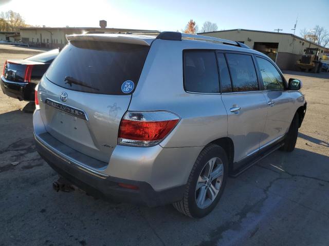 Photo 4 from auction – 2011 TOYOTA HIGHLANDER with VIN 5TDDK3EH2BS089064