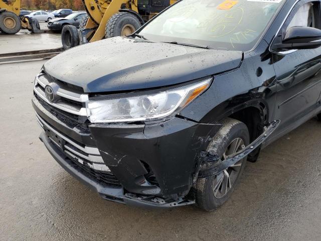 Foto 9 de la subasta – 2018 TOYOTA HIGHLANDER con VIN 5TDBZRFH6JS912128