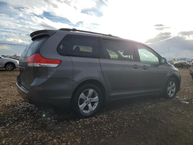 Photo 4 from auction – 2011 TOYOTA SIENNA LE with VIN 5TDKK3DC8BS045048