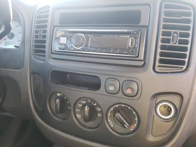 Photo 9 from auction – 2004 FORD ESCAPE XLS with VIN 1FMYU02194KA45831