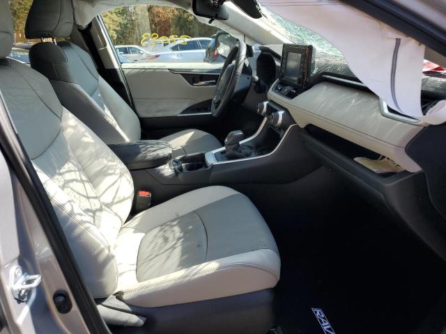 Photo 5 from auction – 2021 TOYOTA RAV4 XLE P with VIN 2T3C1RFV4MC094596