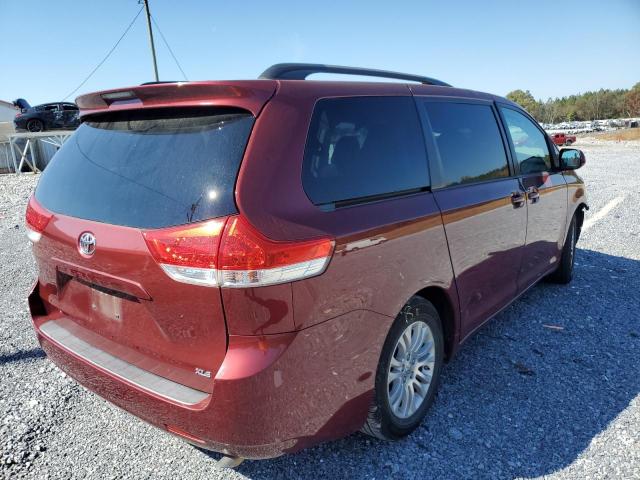Photo 4 from auction – 2011 TOYOTA SIENNA XLE with VIN 5TDYK3DC9BS121807