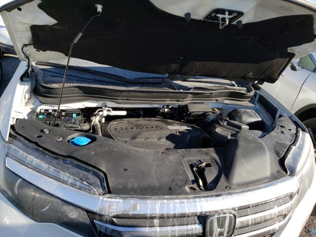 Photo 7 from auction – 2017 HONDA PILOT ELIT with VIN 5FNYF6H02HB071920