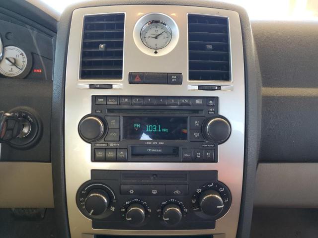 Photo 9 from auction – 2006 CHRYSLER 300C with VIN 2C3KA63H66H218401
