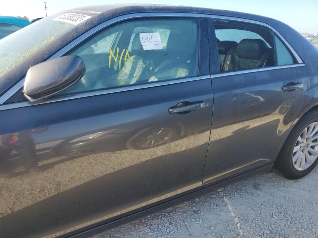 Photo 9 from auction – 2013 CHRYSLER 300 with VIN 2C3CCAAG6DH559354