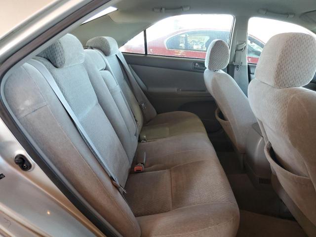 Photo 6 from auction – 2004 TOYOTA CAMRY LE with VIN 4T1BE32KX4U930654