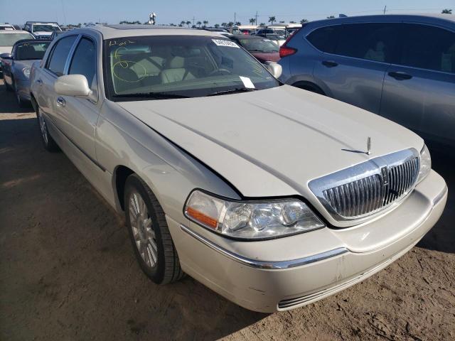 LINCOLN TOWN CAR E 2004 with VIN 1LNHM81W84Y640937 - Photo from auction